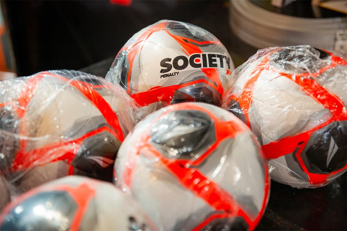 Bolas Society Penalty da Nova Arena